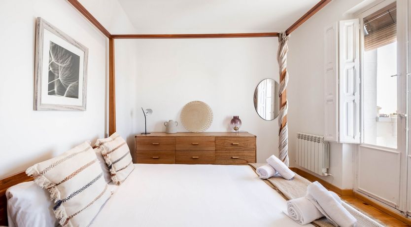 Photo of Shades of Salamanca