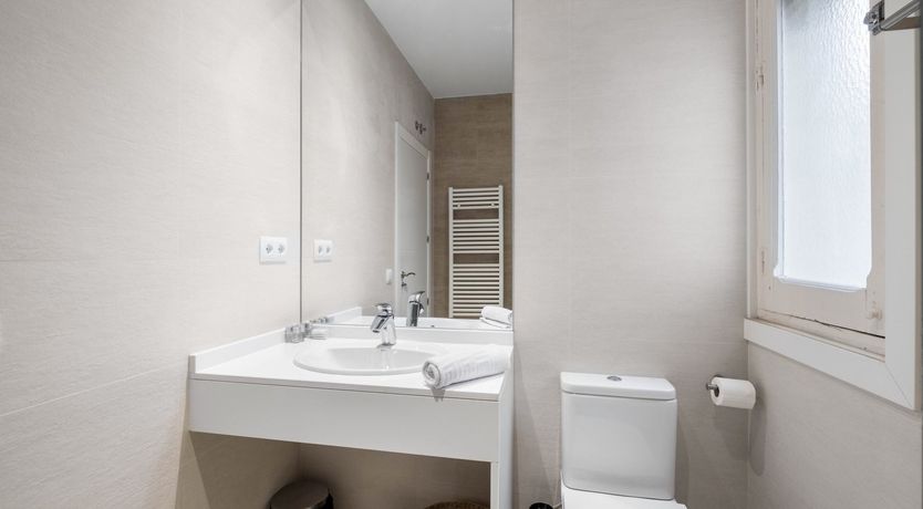 Photo of Shades of Salamanca