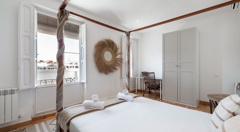 Photo of Shades of Salamanca