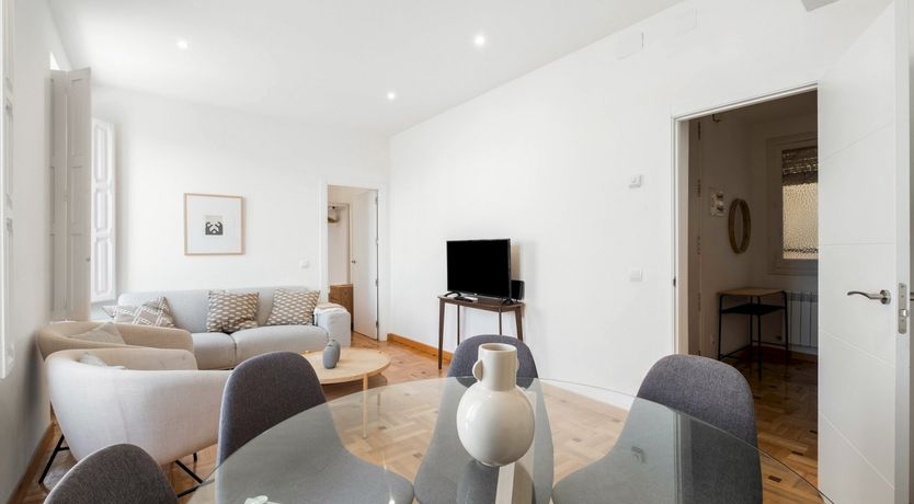 Photo of Shades of Salamanca