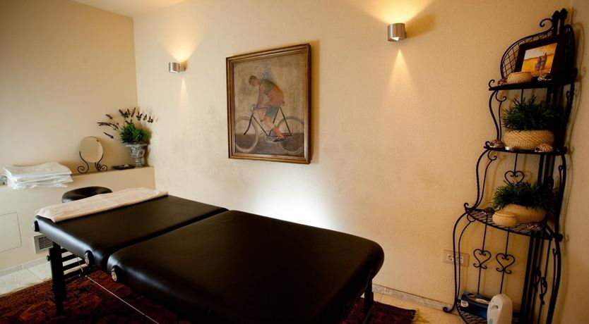 Photo of The Town's Crown