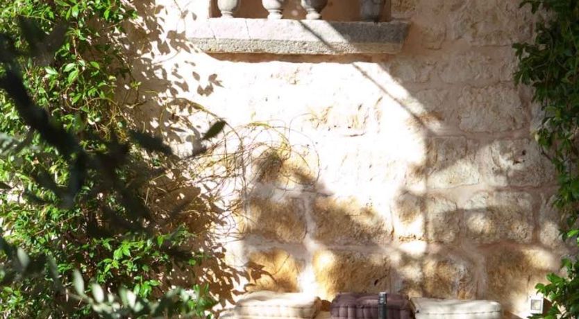 Photo of The Town's Crown