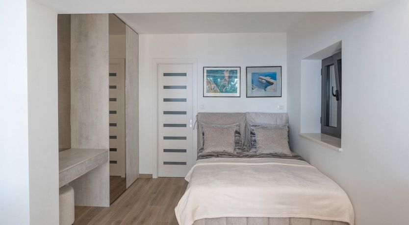 Photo of Palms, Pines & Pools