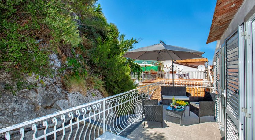 Photo of Sun-Kissed Cerulean