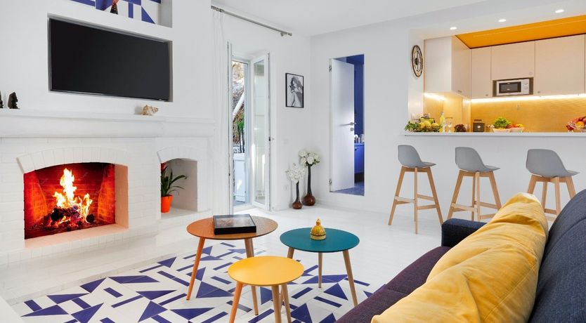 Photo of Sun-Kissed Cerulean