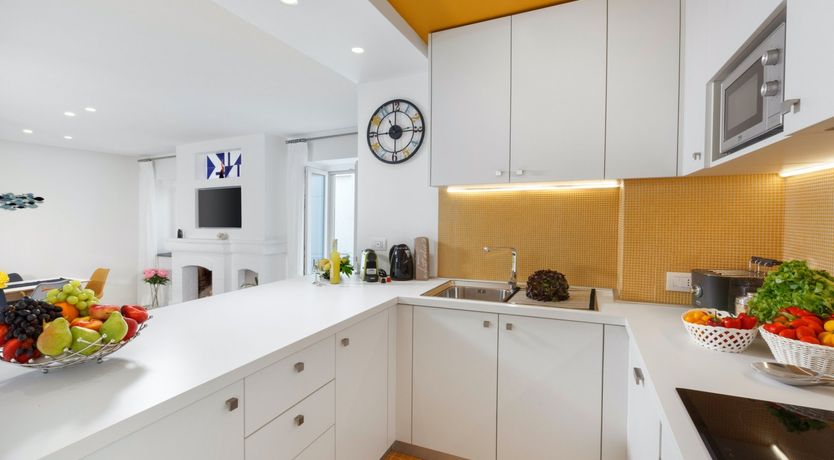 Photo of Sun-Kissed Cerulean