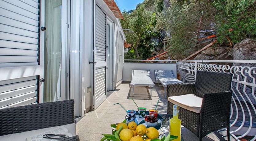 Photo of Sun-Kissed Cerulean