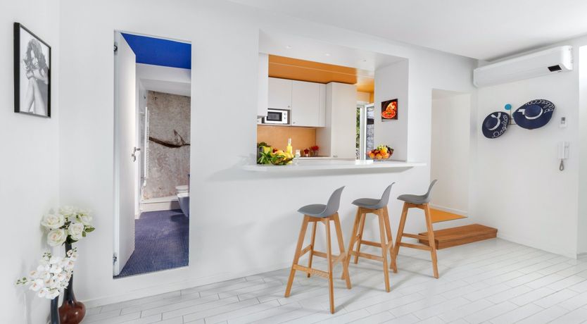 Photo of Sun-Kissed Cerulean