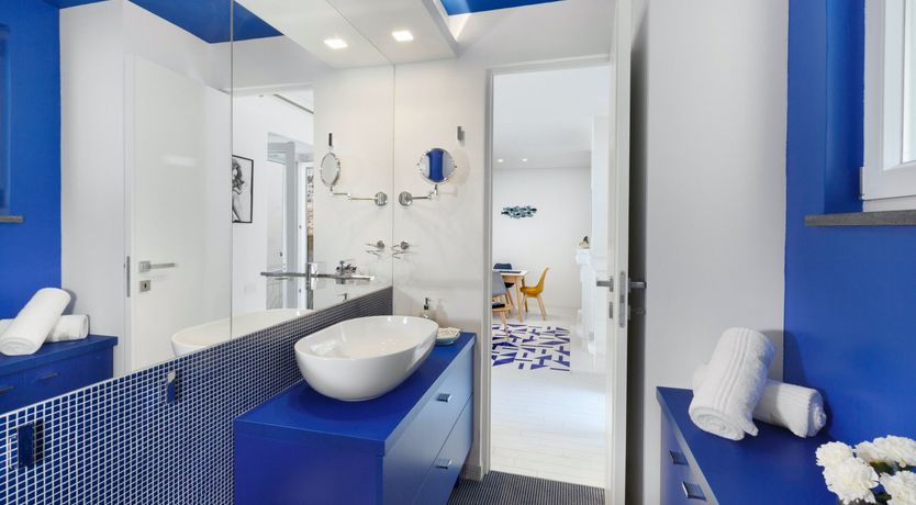 Photo of Sun-Kissed Cerulean