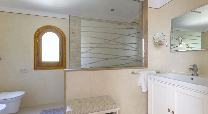 Photo of Romanesque Summertime