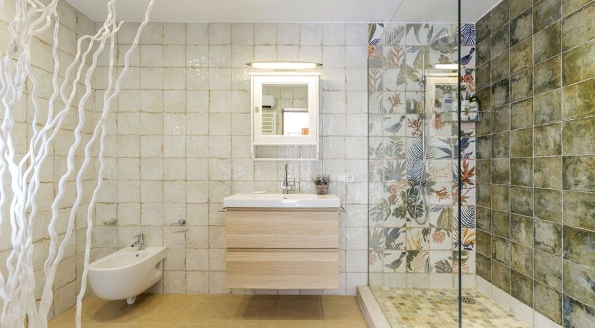 Photo of Romanesque Summertime