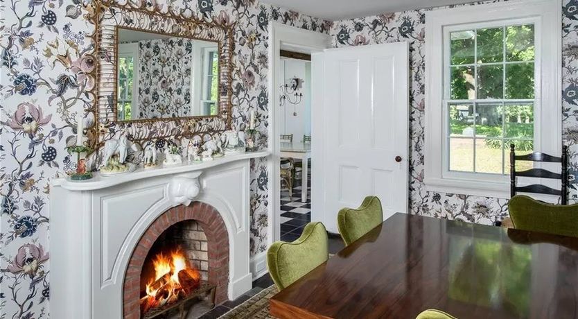 Photo of High Tea & Hedgerows