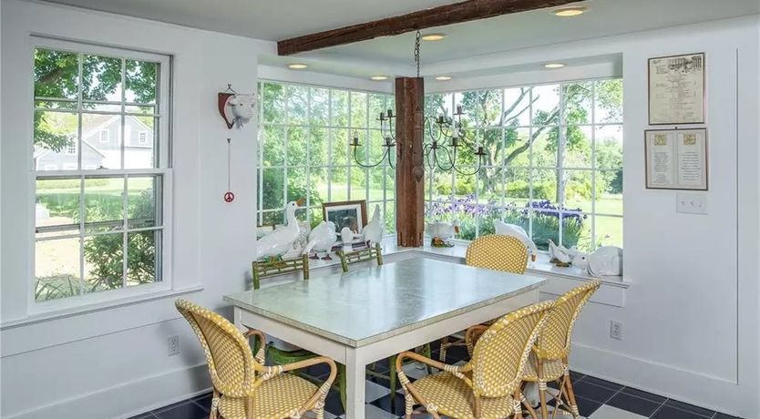 Photo of High Tea & Hedgerows