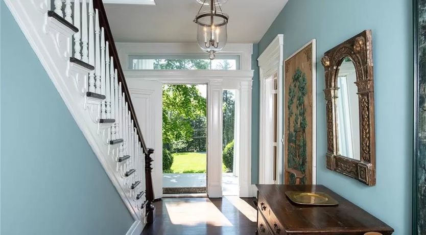 Photo of High Tea & Hedgerows