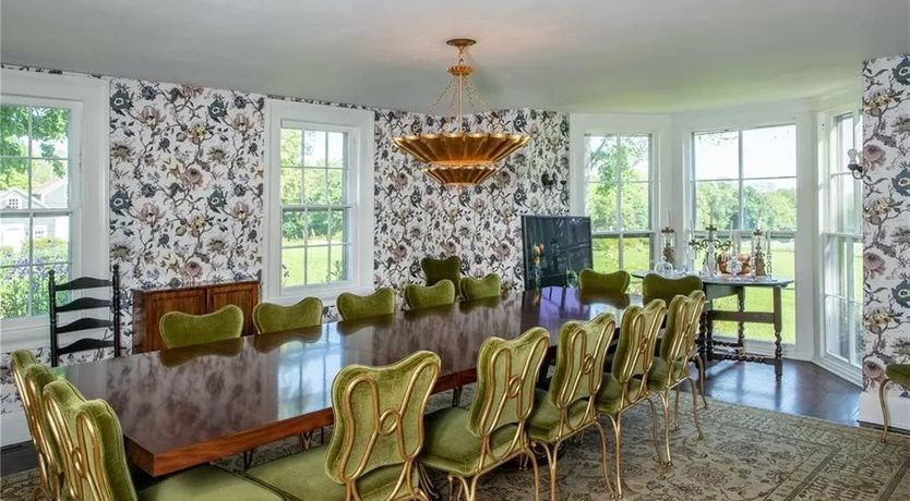 Photo of High Tea & Hedgerows