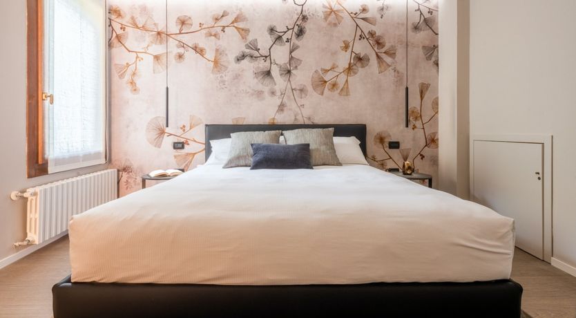 Photo of Flowers for Sunsets