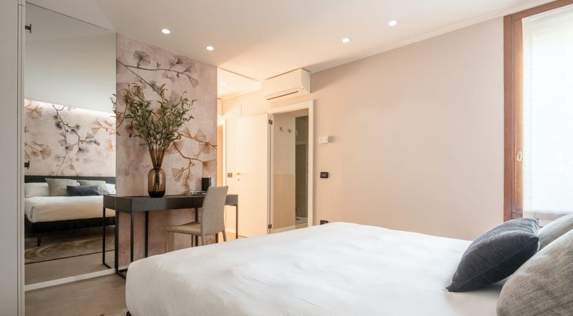 Photo of Flowers for Sunsets