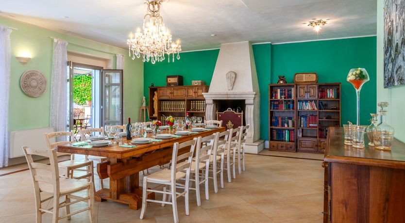 Photo of Sun-Kissed Green Heart