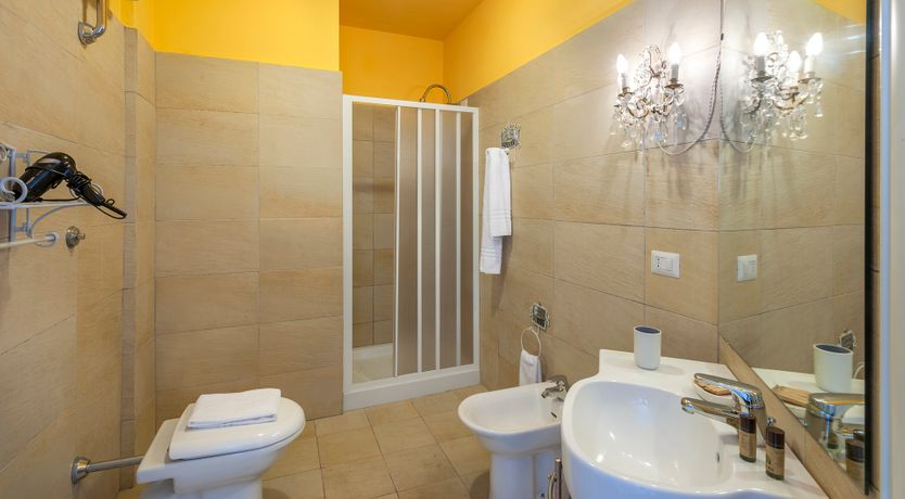 Photo of Sun-Kissed Green Heart