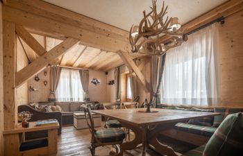 Wild Pine Apartment