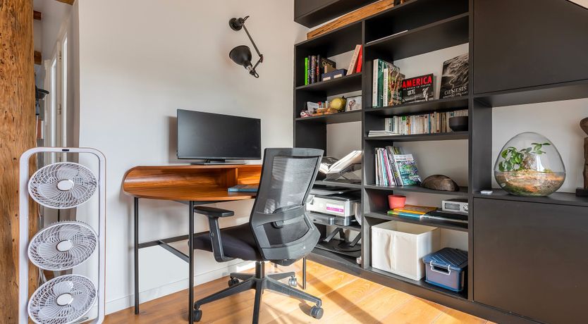 Photo of Parisian Poetry