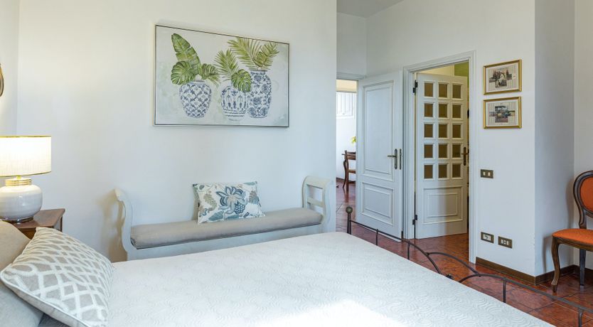 Photo of Chianti Chic