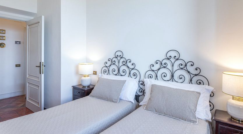 Photo of Chianti Chic