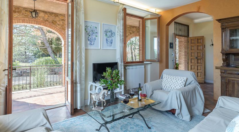 Photo of Chianti Chic