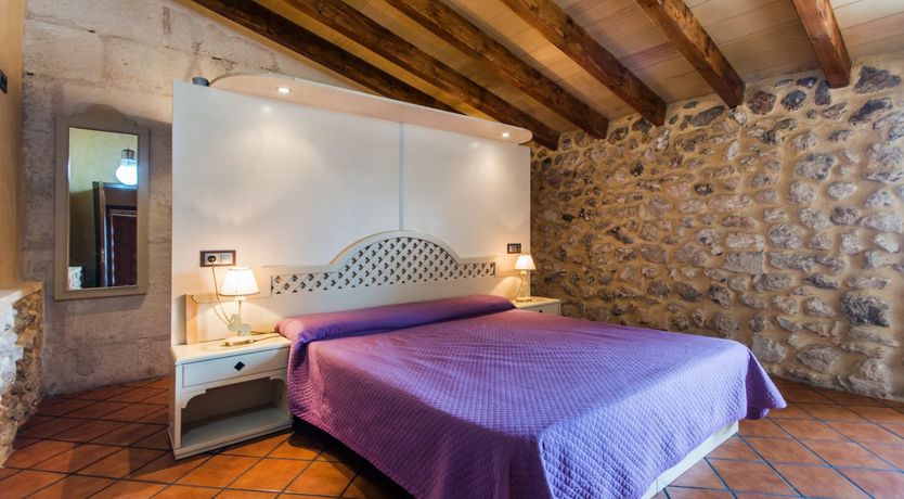 Photo of Terracotta Blue