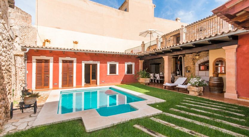 Photo of Terracotta Blue