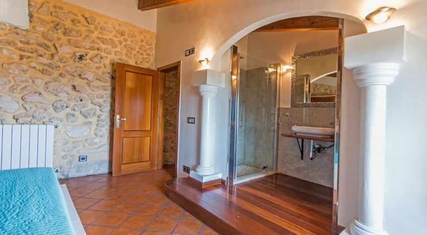 Photo of Terracotta Blue