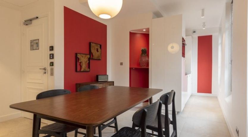 Photo of Between the Lights