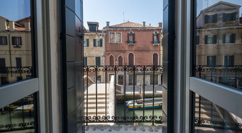 Photo of The Lion's Share