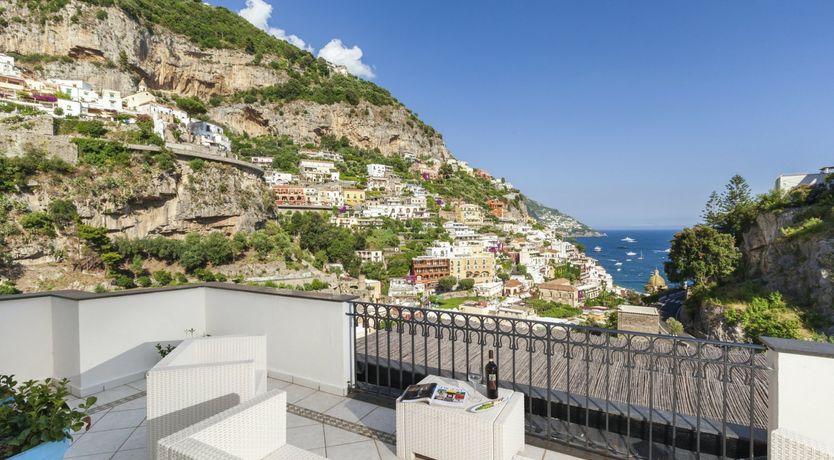 Photo of Simply Unforgettable