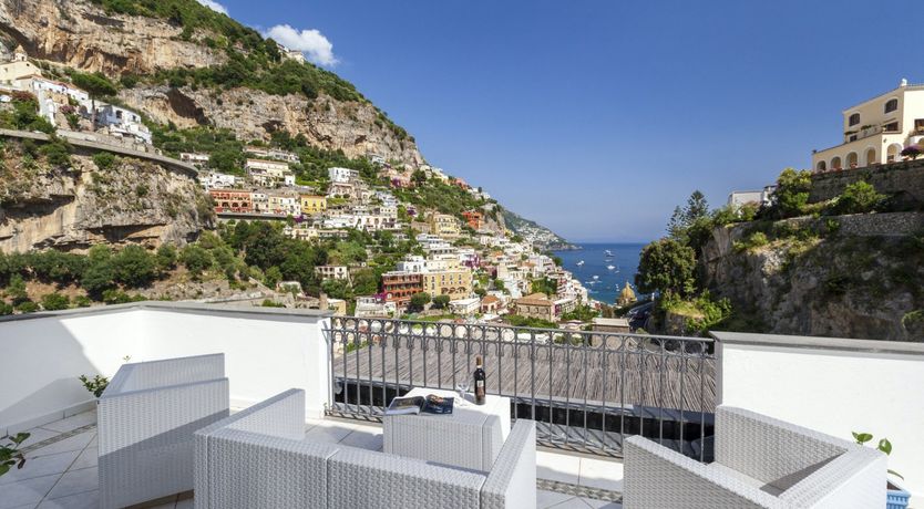 Photo of Simply Unforgettable