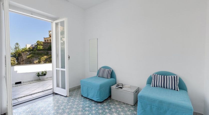 Photo of Simply Unforgettable