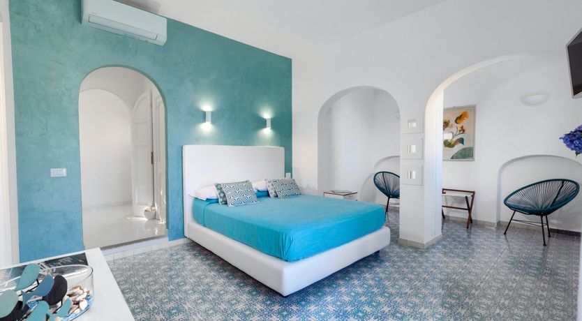 Photo of Simply Unforgettable