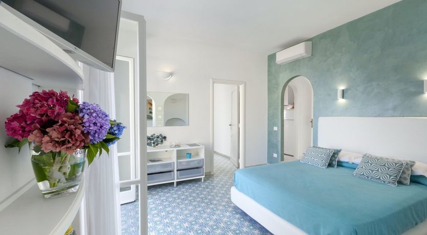 Photo of Simply Unforgettable