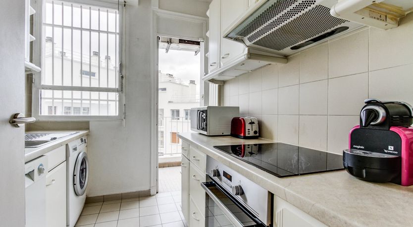 Photo of Wandering the Champs-Élysées