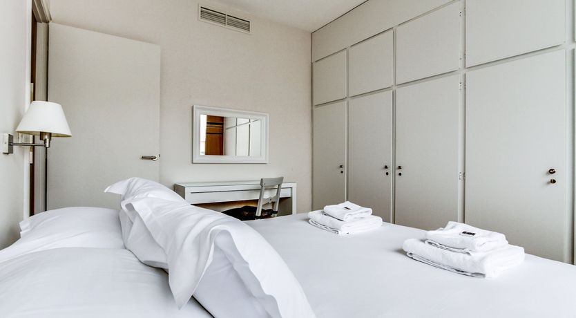 Photo of Wandering the Champs-Élysées