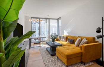The Mustard Seed of Madrid Apartment