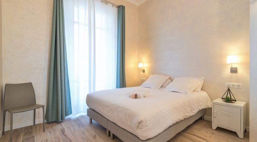 Photo of Glimmer of Satisfaction