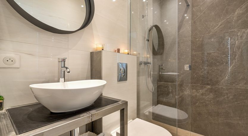 Photo of Glimmer of Satisfaction