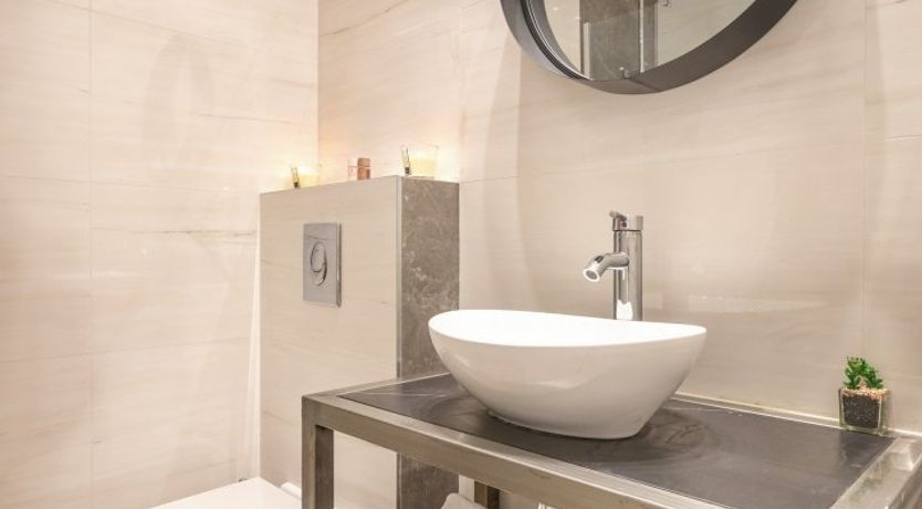 Photo of Glimmer of Satisfaction