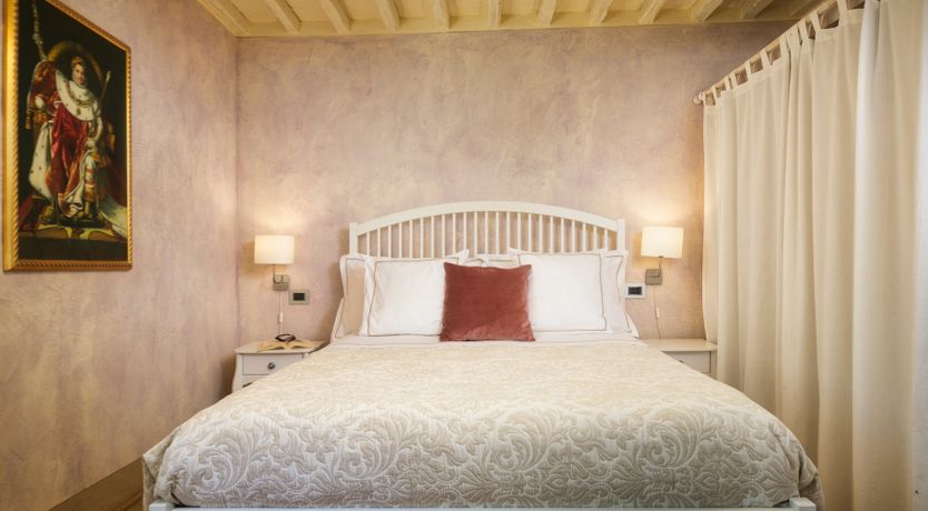 Photo of Poolside Prosecco