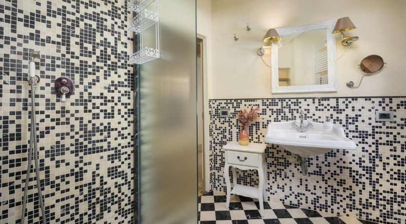 Photo of Poolside Prosecco