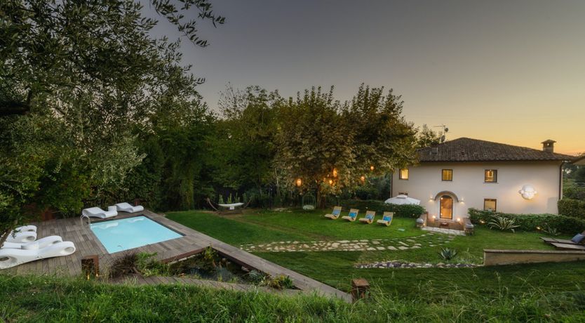 Photo of Poolside Prosecco