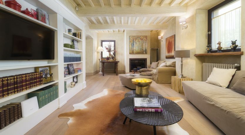 Photo of Poolside Prosecco