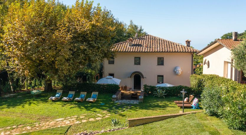 Photo of Poolside Prosecco