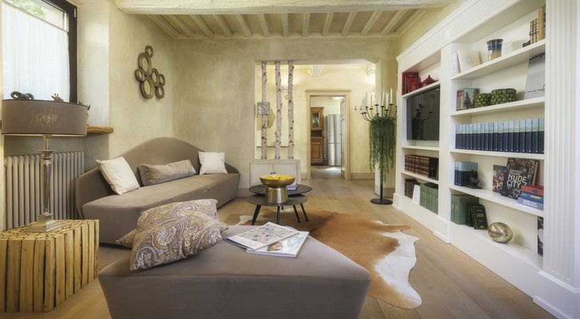 Photo of Poolside Prosecco